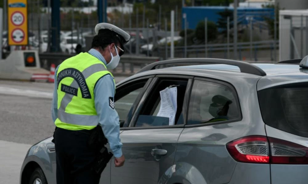 Θεσσαλονίκη: Χειροπέδες και πρόστιμα για παραβιάσεις των μέτρων